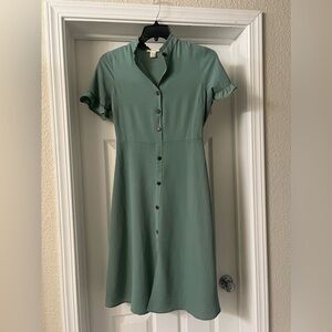 Long green dress Size medium